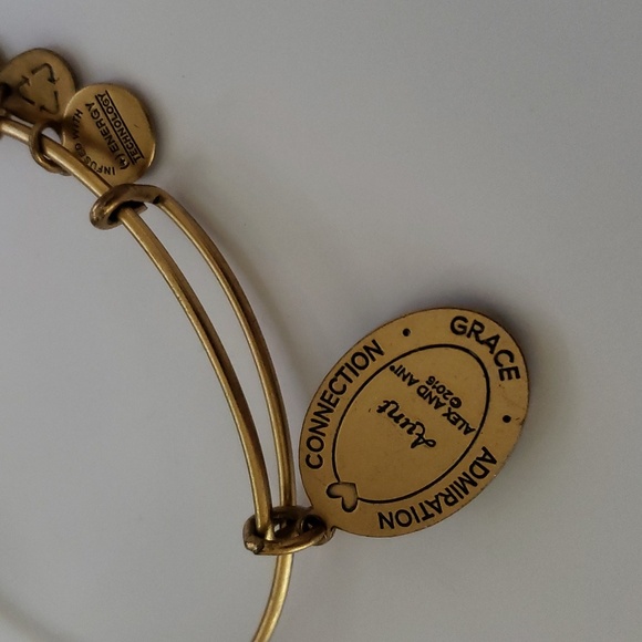 Alex and Ani Because I love you "Aunt" Bracelet w/Lavender Charm - Picture 4 of 5